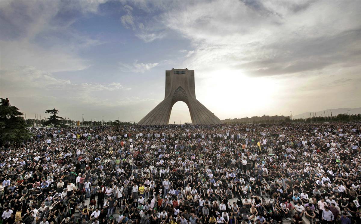 protesting-iranian-election