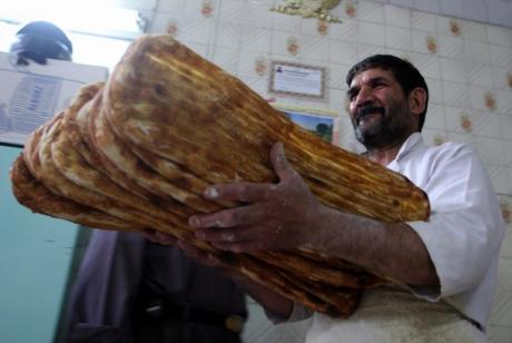 تقلای دولت روحانی برای آزاد سازی کامل قیمت نان